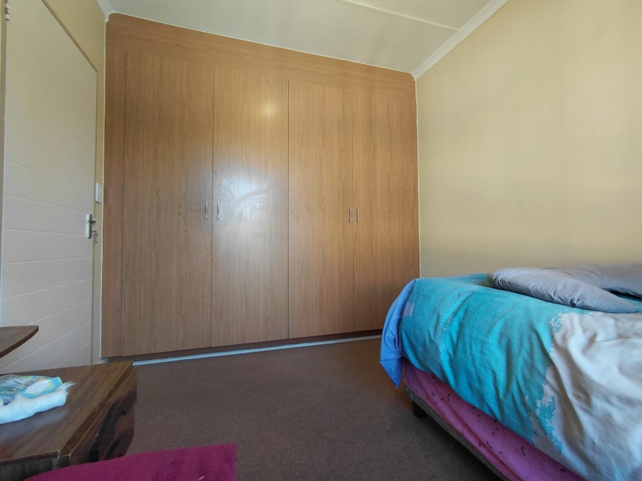 2 Bedroom Property for Sale in Potchefstroom North West